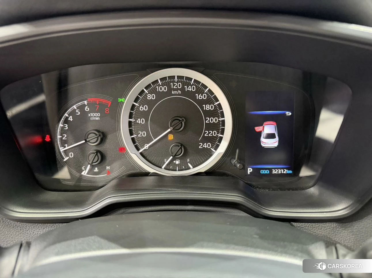 Toyota Levin 2020 Белый из Китая, фото 3
