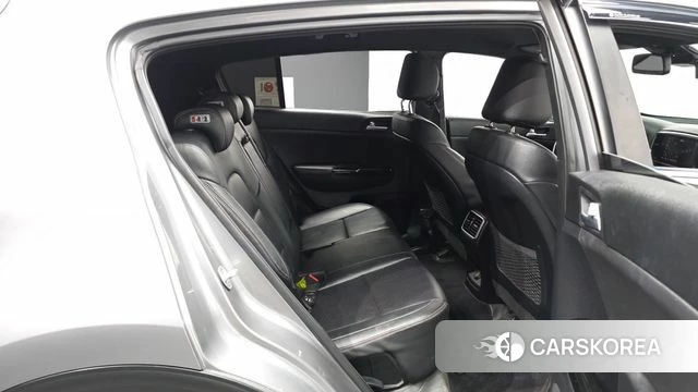 Kia Sportage The Bold 2018 Серебристо-серый из Кореи, фото 3