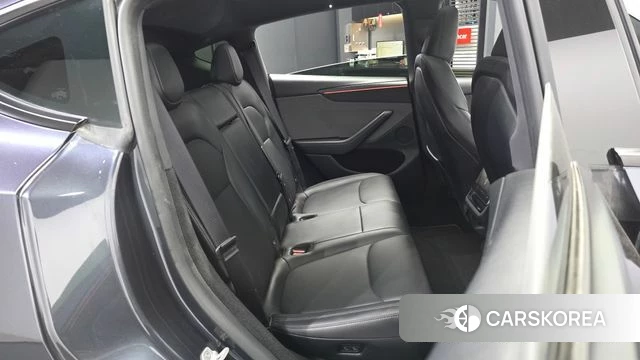 Tesla Model Y 2026 Серый из Кореи, фото 3