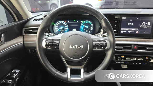 Kia K5 Hybrid 3rd Generation 2023 Белый из Кореи, фото 3