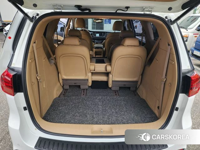 Kia The New Carnival 2019 Белый из Кореи, фото 3