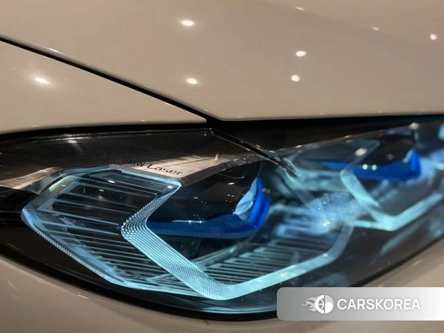 BMW 4 Series (G22) 2023 Белый из Кореи, фото 3