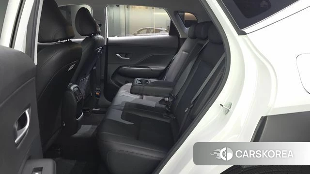 Hyundai Kona (SX2) 2023 Белый из Кореи, фото 3