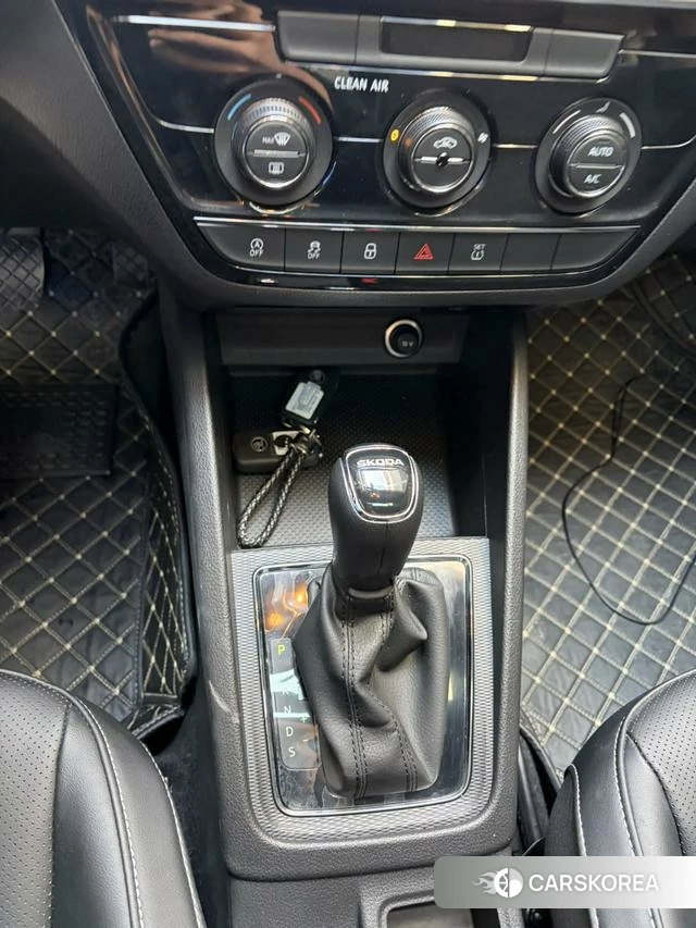 Skoda Kamiq 2024 Белый из Китая, фото 3