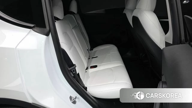 Tesla Model Y 2024 Белый из Кореи, фото 3