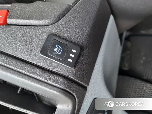 Ford Transit 2018 Белый из Кореи, фото 3