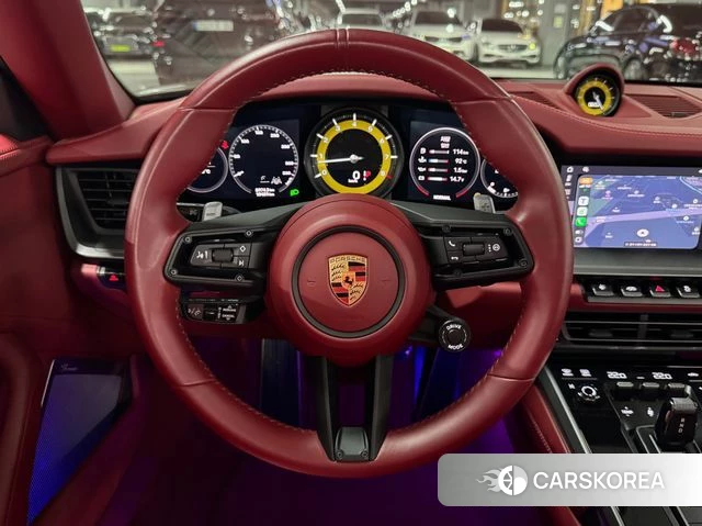 Porsche 911(992) id 4943118 из Кореи 3