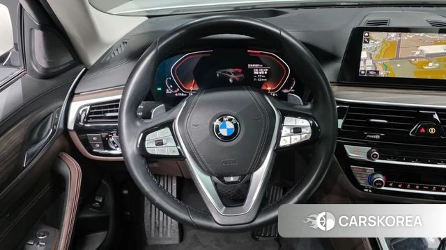 BMW 5 Series (G30) 2020 Белый из Кореи, фото 3