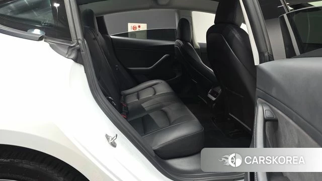 Tesla Model 3 2021 Белый из Кореи, фото 3