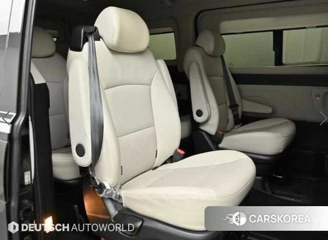 Hyundai The New Grand Starex 2019 Черный из Кореи, фото 3