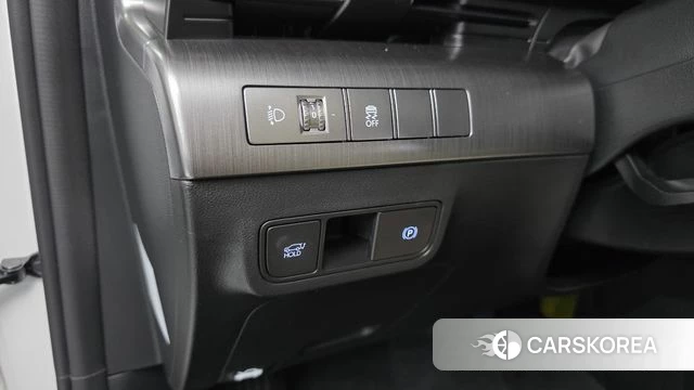 Hyundai Kona (SX2) 2023 Белый из Кореи, фото 3
