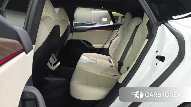 Tesla Model S 2026 Белый из Кореи, фото 3