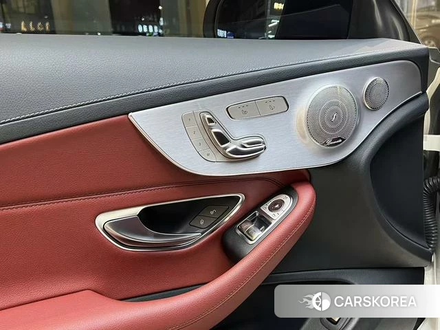 Mercedes-Benz AMG C-Class 2021 Белый из Китая, фото 3