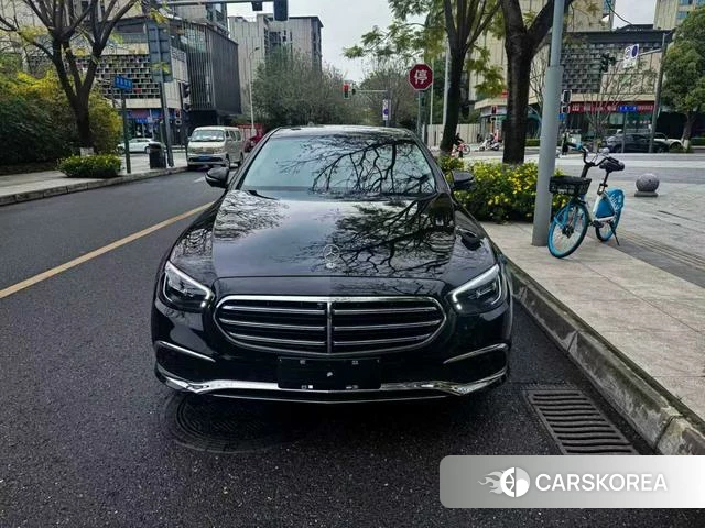 Mercedes-Benz E-Class 2023 Черный из Китая, фото 3