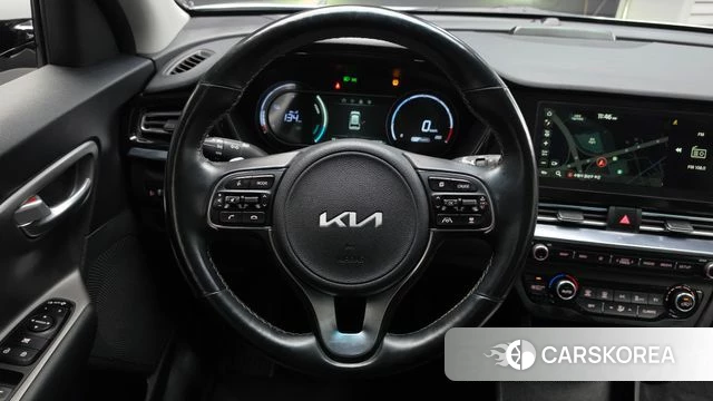 Kia Niro Plus 2022 Серебряный из Кореи, фото 3