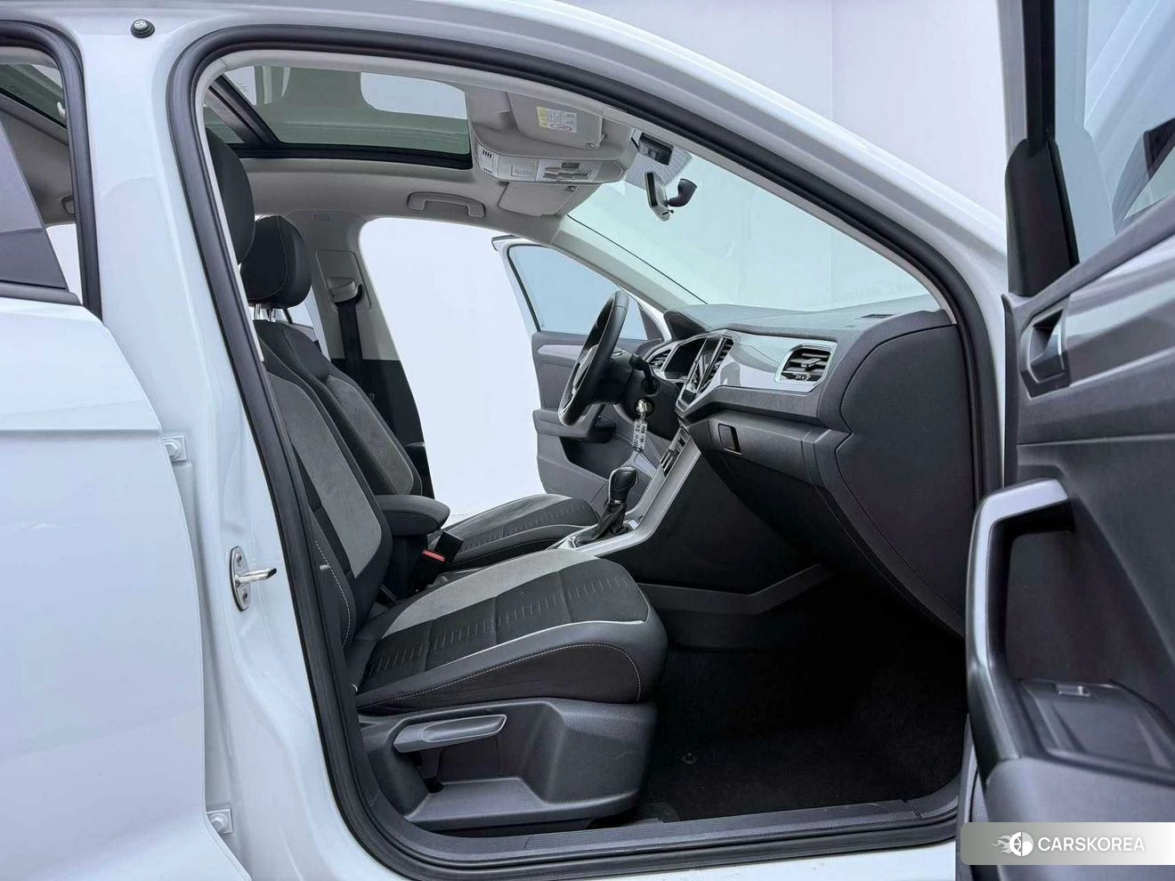 Volkswagen T-Roc 2021 Белый из Китая, фото 3