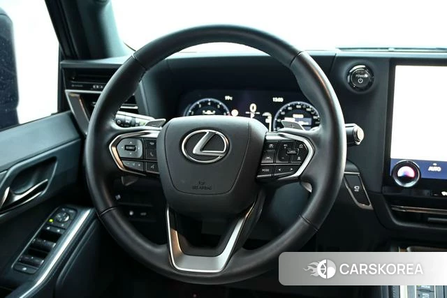 Lexus GX 2025 Черный из Китая, фото 3