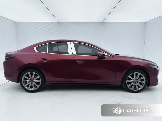 Mazda 3 2021 Красный из Китая, фото 3