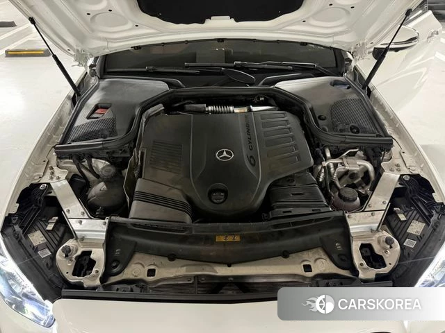 Mercedes-Benz E-Class W213 2022 Белый из Кореи, фото 3