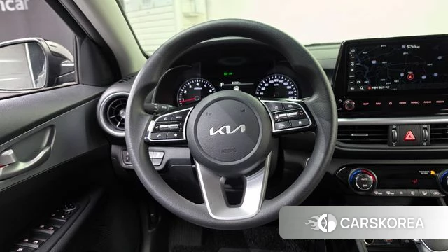 Kia The New K3 2nd generation 2024 Черный из Кореи, фото 3