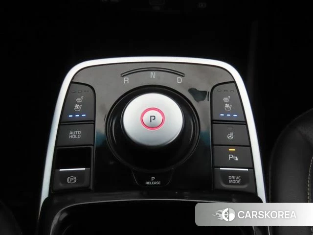 Kia Niro Plus 2023 Белый из Кореи, фото 3