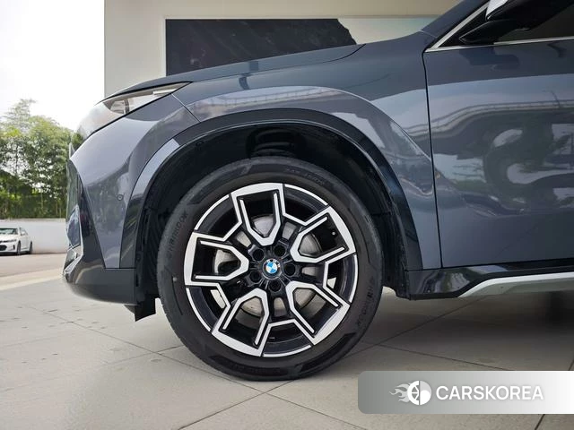 BMW X1 2024 Темно-серый из Китая, фото 3