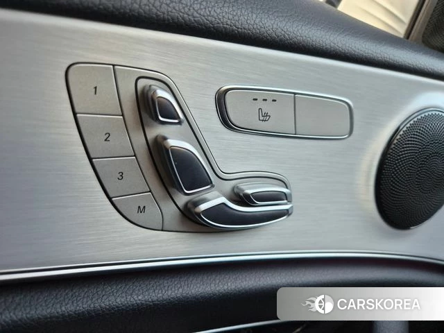 Mercedes-Benz E-Class W213 2021 Белый из Кореи, фото 3