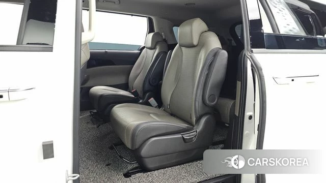 Kia The New Carnival 4th Generation 2023 Белый из Кореи, фото 3