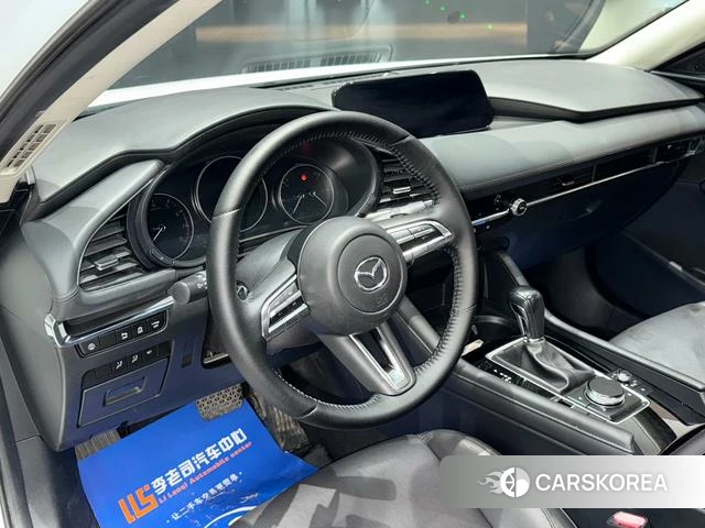 Mazda 3 2021 Белый из Китая, фото 3