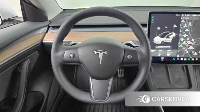 Tesla Model 3 2021 Белый из Кореи, фото 3