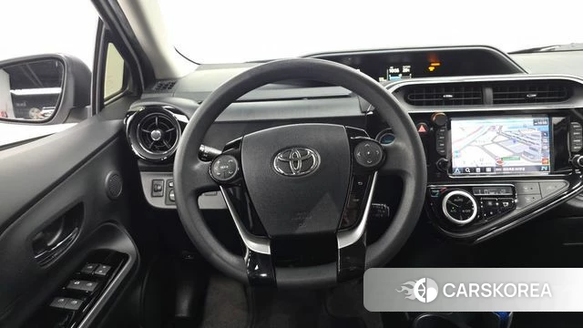 Toyota Prius C 2019 Белый из Кореи, фото 3