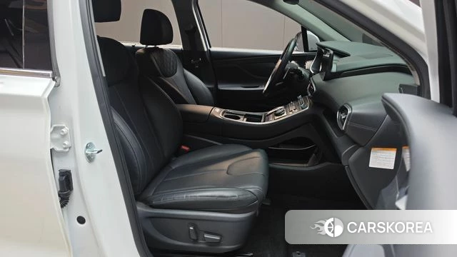 Hyundai The New Santa Fe 2023 Белый из Кореи, фото 3