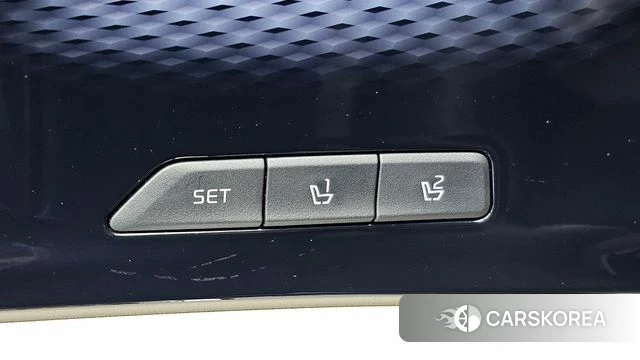 Kia Carnival 4th generation 2023 Белый из Кореи, фото 3