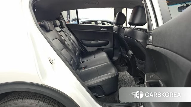 Kia Sportage 4th Generation 2018 Белый из Кореи, фото 3