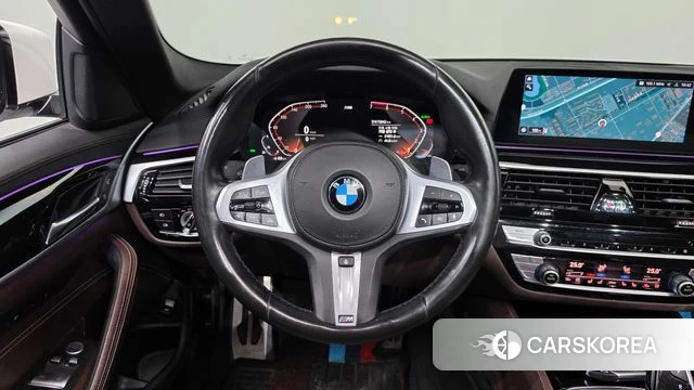 BMW 5 Series (G30) 2020 Белый из Кореи, фото 3