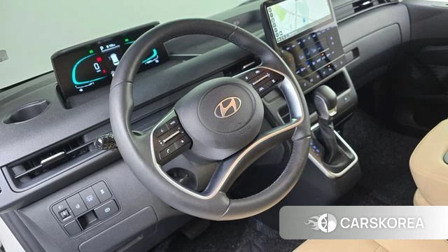 Hyundai Staria 2024 Белый из Кореи, фото 3
