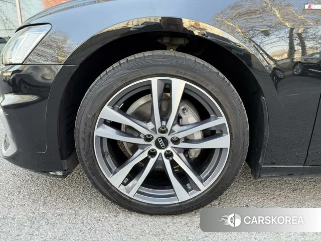 Audi A6L 2024 Черный из Китая, фото 3