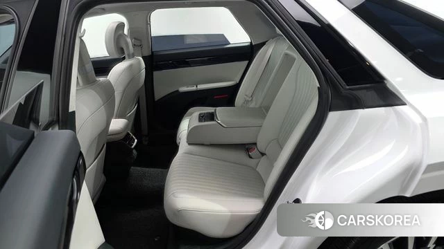 Hyundai Grandeur Hybrid (GN7) 2025 Белый из Кореи, фото 3