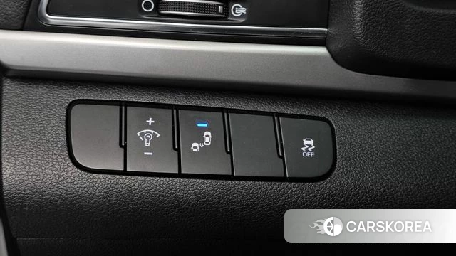 Hyundai Avante AD 2018 Белый из Кореи, фото 3