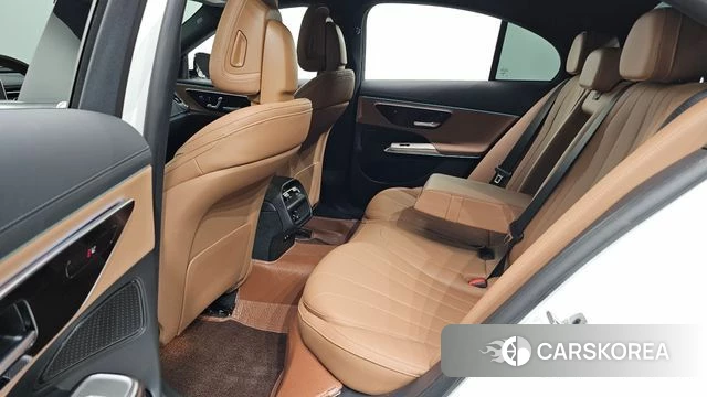 Mercedes-Benz E-Class W214 2024 Белый из Кореи, фото 3