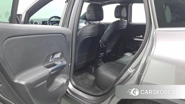 Mercedes-Benz GLA - Class H247 2021 Серый из Кореи, фото 3