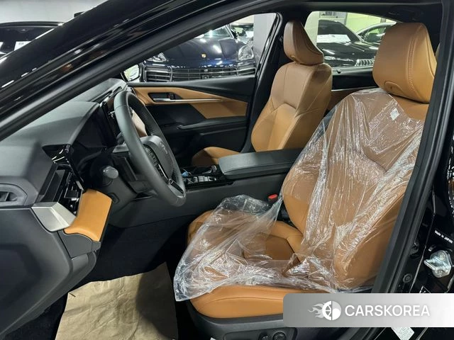 Toyota Camry (XV80) 2026 Черный из Кореи, фото 3