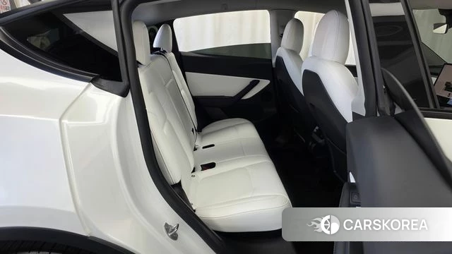 Tesla Model Y 2022 Белый из Кореи, фото 3