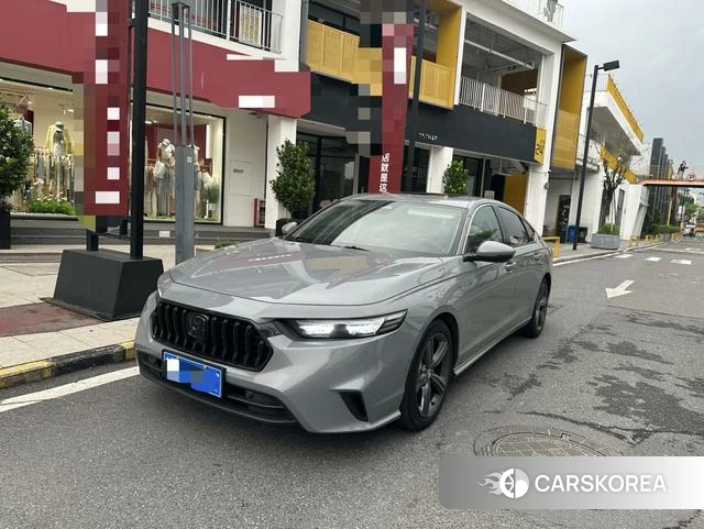 Honda Inspire 2023 Серебристо-серый из Китая, фото 3