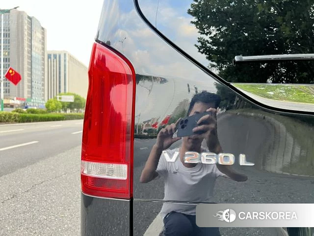 Mercedes-Benz V-Class 2023 Черный из Китая, фото 3