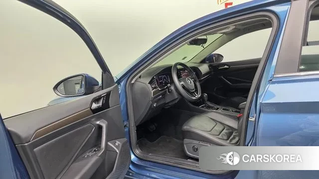Volkswagen 7th Generation of Jetta 2021 Синий из Кореи, фото 3