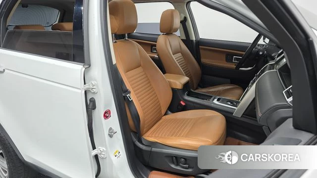Land Rover Discovery Sports 2018 Белый из Кореи, фото 3