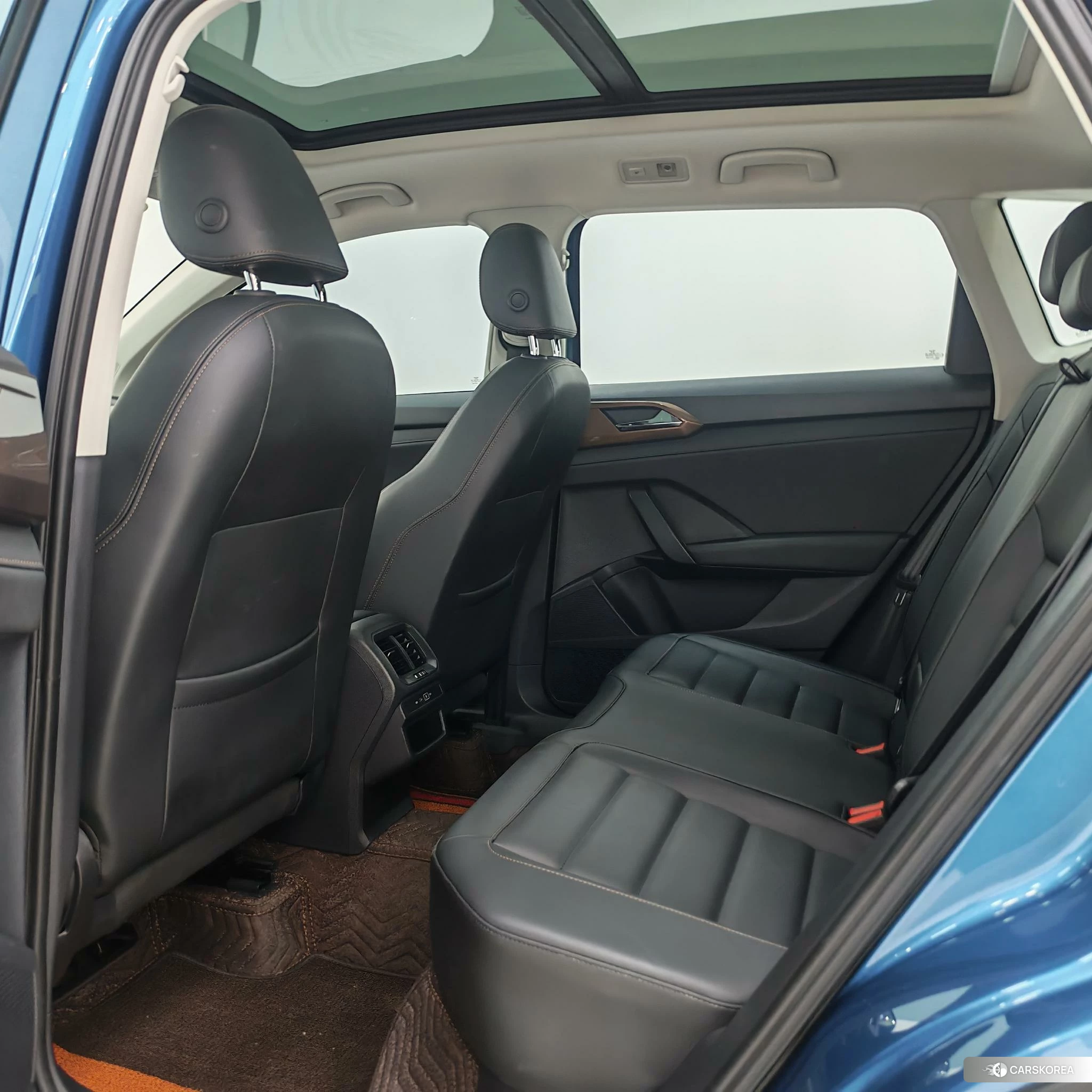 Volkswagen Tharu 2020 Синий из Китая, фото 3