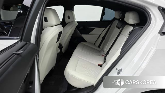 BMW i5 (G60) 2025 Белый из Кореи, фото 4