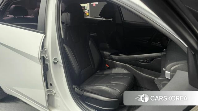Hyundai Avante (CN7) 2021 Белый из Кореи, фото 3